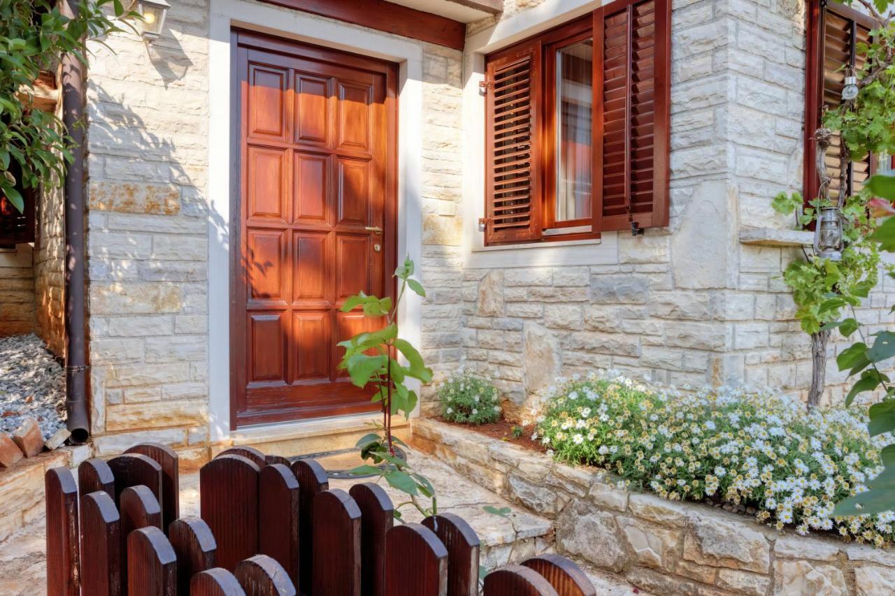 Holiday Home Giardino Marino Pomer Exterior photo