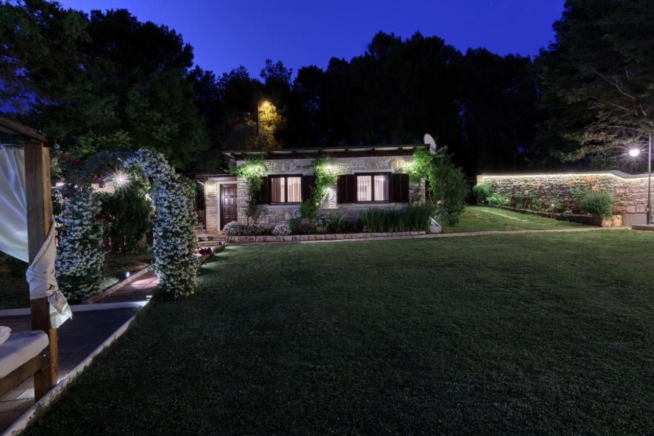 Holiday Home Giardino Marino Pomer Exterior photo